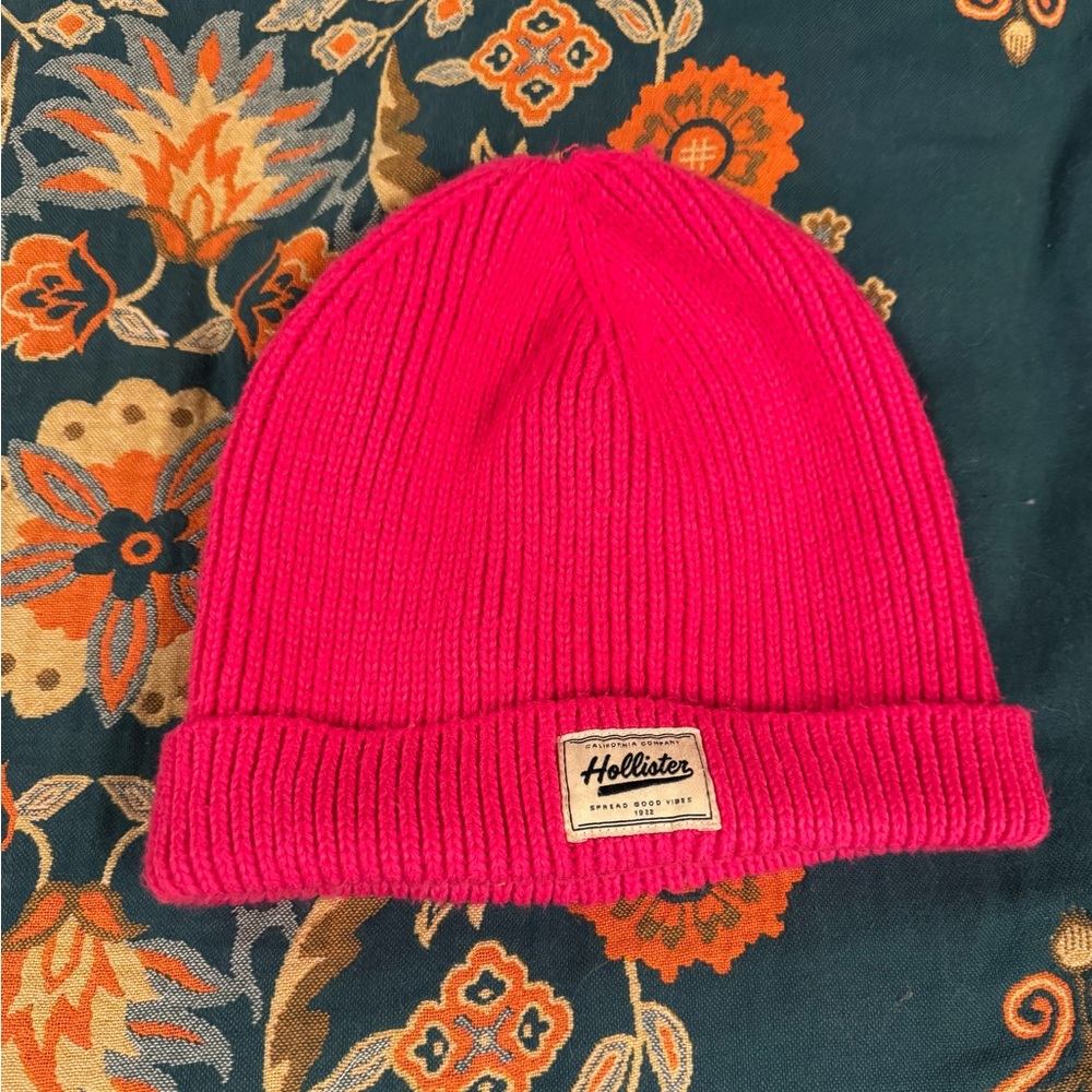 Large Hollister Vibrant Pink toque